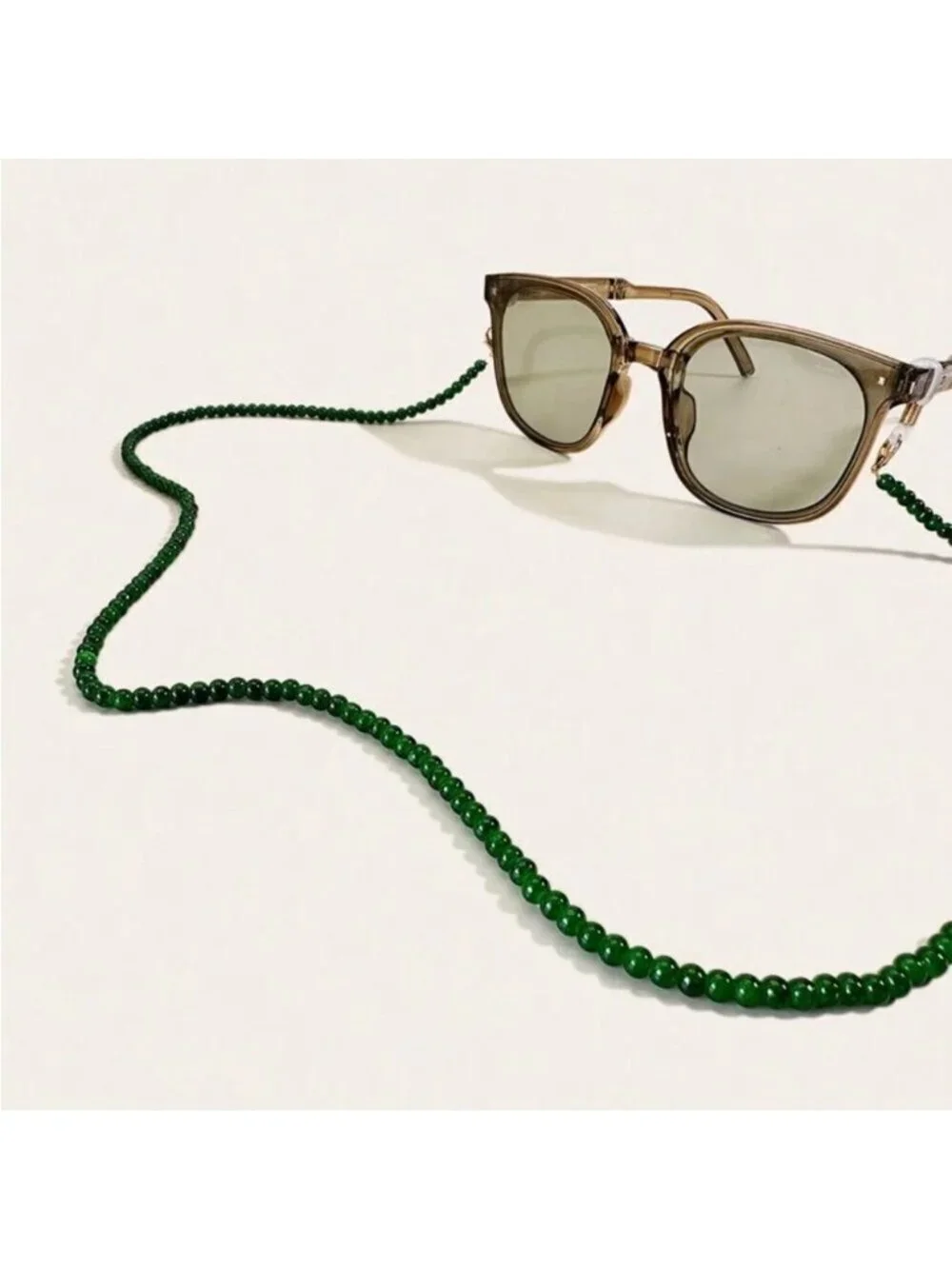 Green Beaded Sunglasses Chain Q8